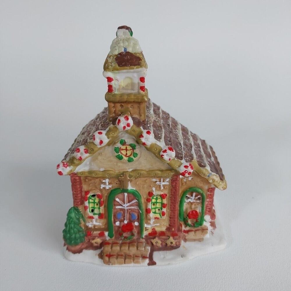 Ginger Frost Lane 2005‎ Christmas House Church Porcelain Ceramic 5” Tall